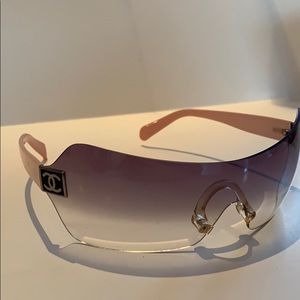 Chanel Sunglasses Light Pink